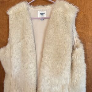 Old Navy Cream Faux Fur Vest